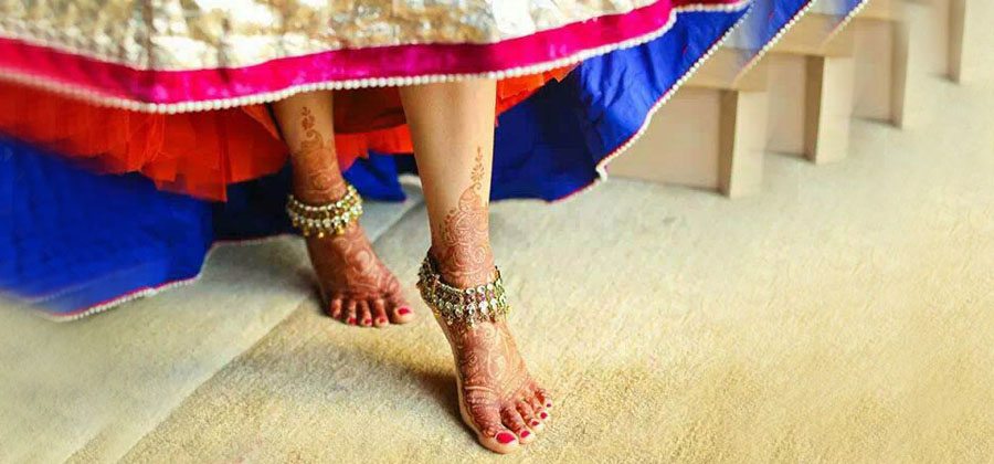 Artistic Henna Designs in Dubai by Vandana Makar