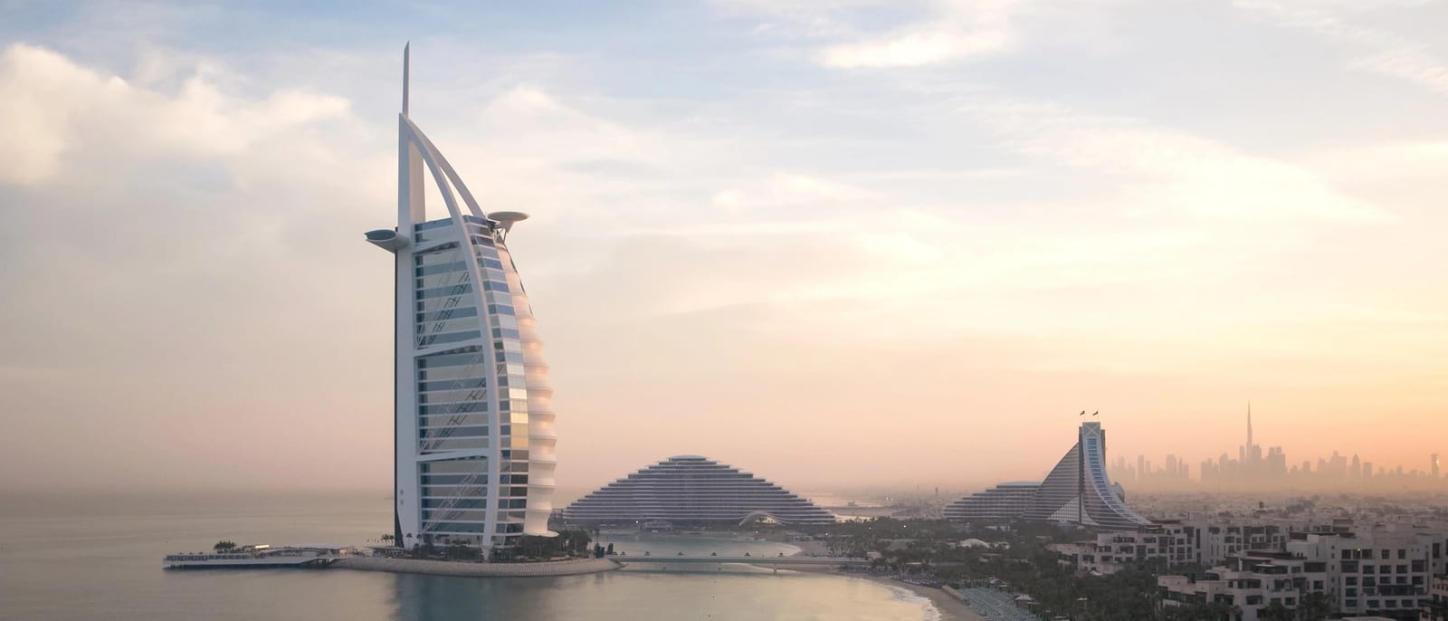 Burj Al Arab – A Magnificent Dubai Wedding Venue Worth Experiencing